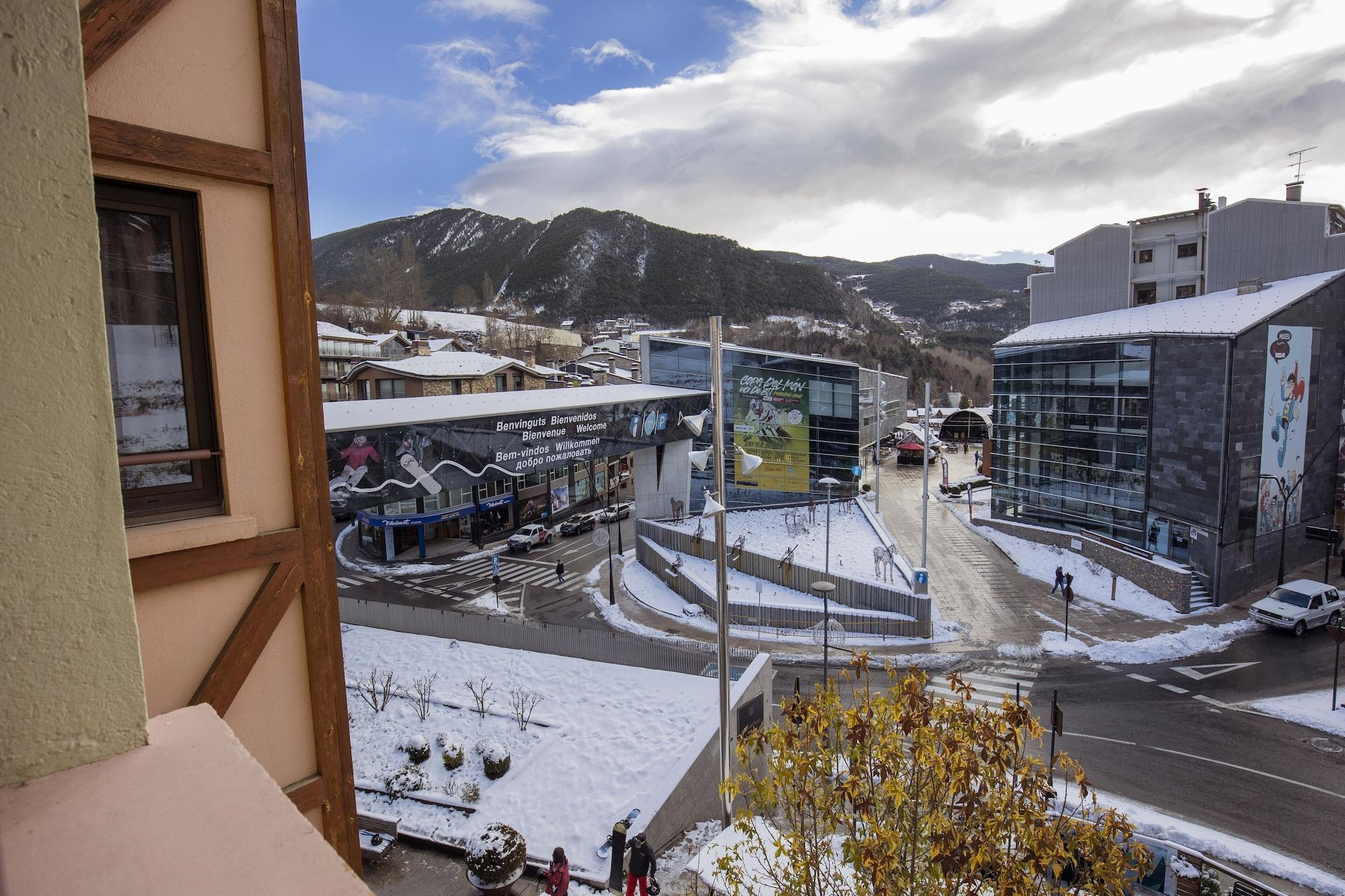 Font Andorra Hostel La Massana Exterior foto